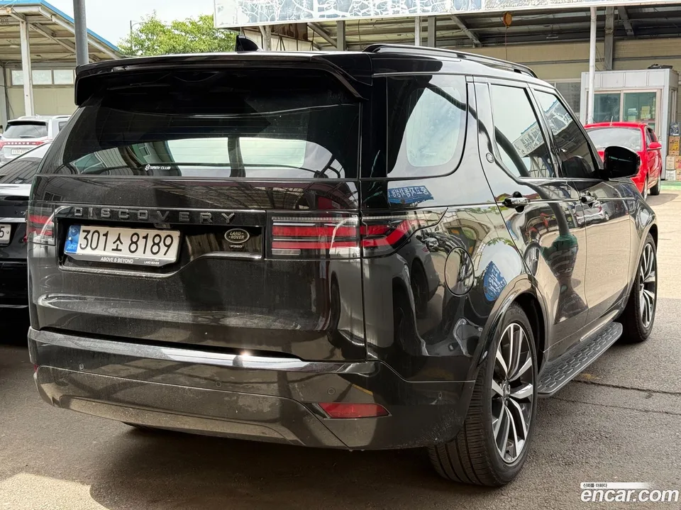 Land Rover Discovery P360 R- SE 2022 — thumbnail 3