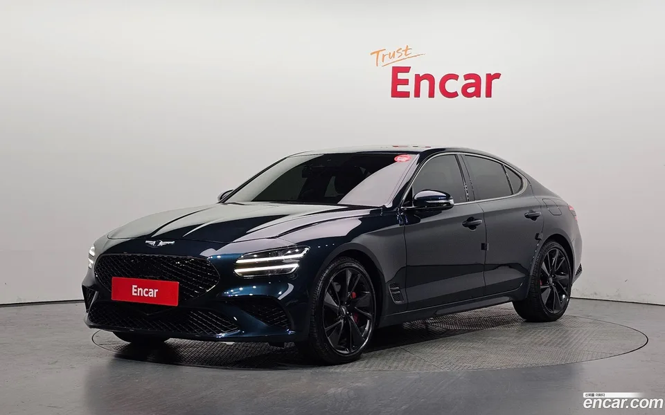 Genesis G70 2.0T 2WD 2022 — photo 1, buy with delivery to Moscow