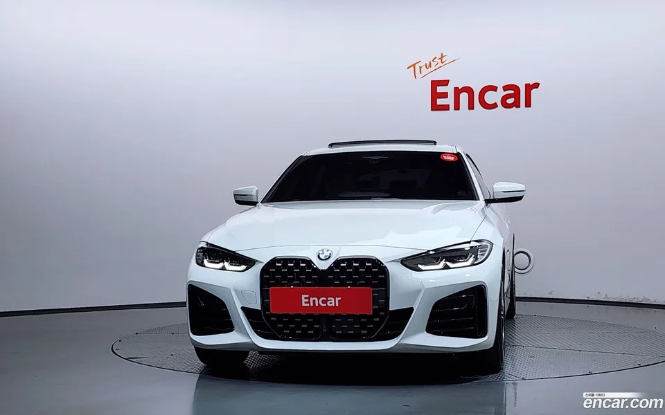 BMW 4 Series 420i M 2024 — thumbnail 3