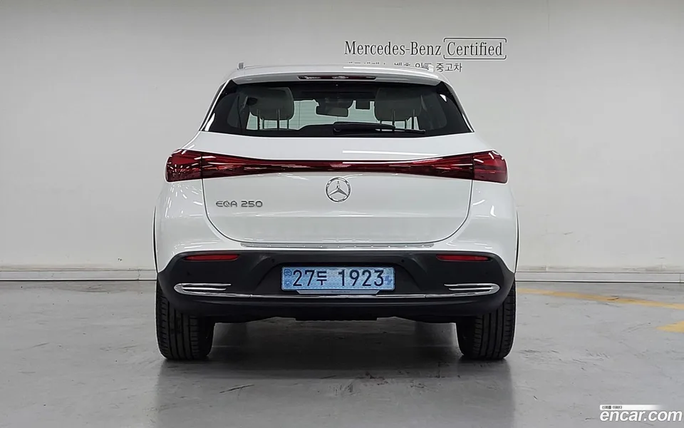 Mercedes-Benz EQA EQA250 2025 — thumbnail 4
