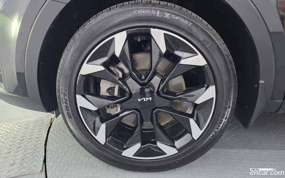 Kia Sorento 2.5T 2WD 2023 — thumbnail 5