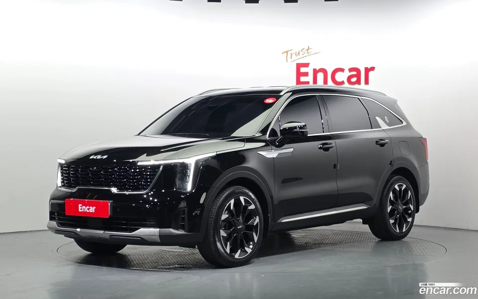 Kia Sorento 2.5T 2WD 2023 — photo 1, buy with delivery to Moscow