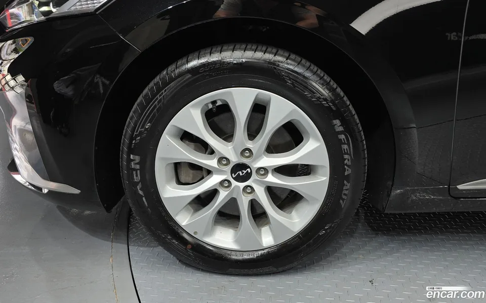 Kia K8 3.5 LPG 2WD 2022 — thumbnail 2