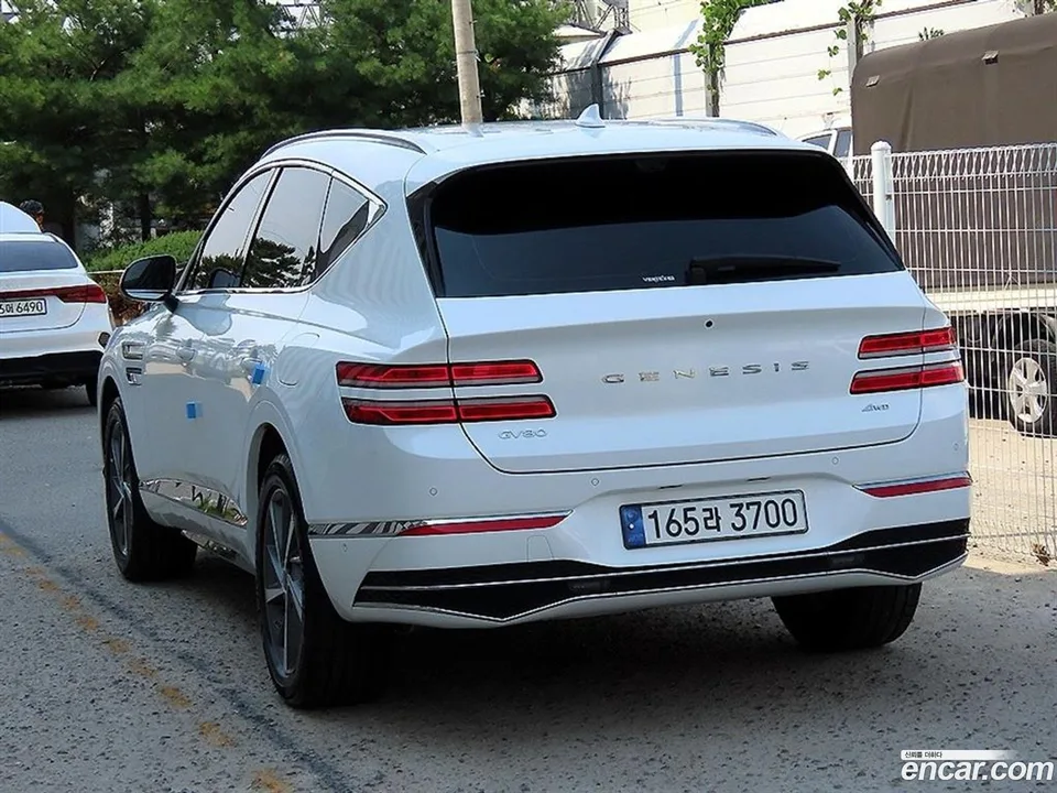 Genesis GV80 2.5T AWD 2024 — thumbnail 3