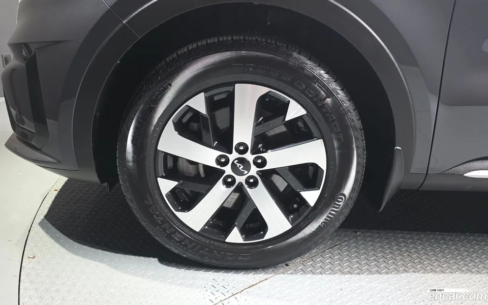 Kia Sorento 2.5T 4WD 2023 — thumbnail 5