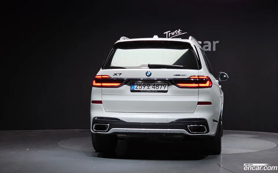 BMW X7 xDrive 40i M 6 2025 — thumbnail 4