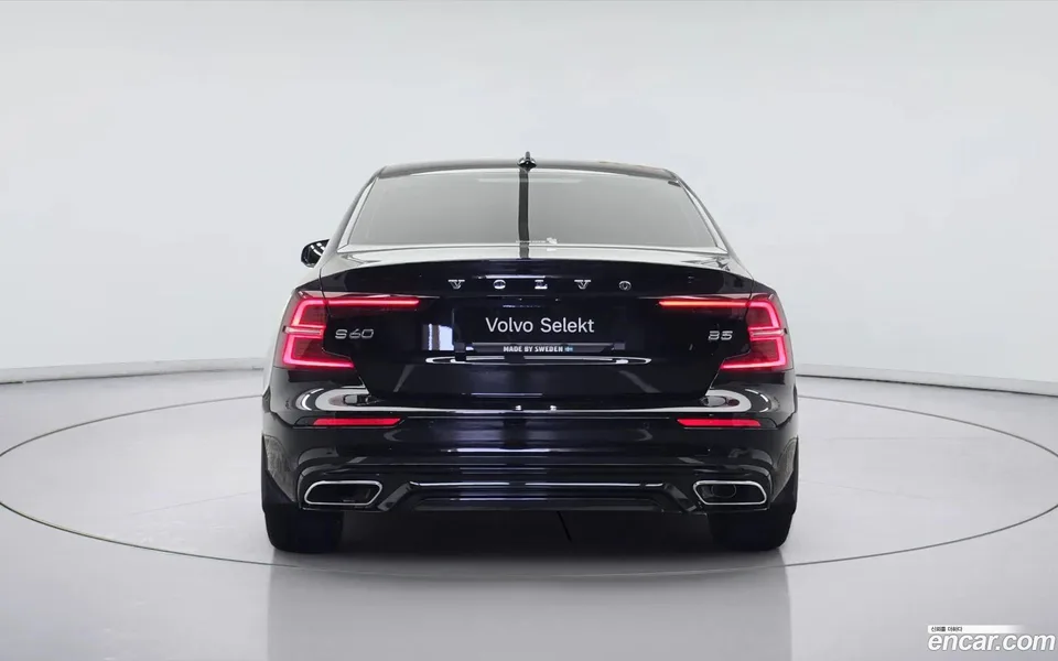 Volvo S60 B5 R- 2022 — thumbnail 5