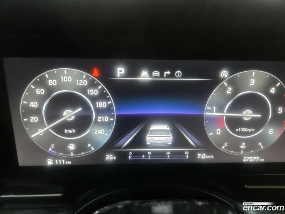 Kia Carnival 7 2023 — thumbnail 2