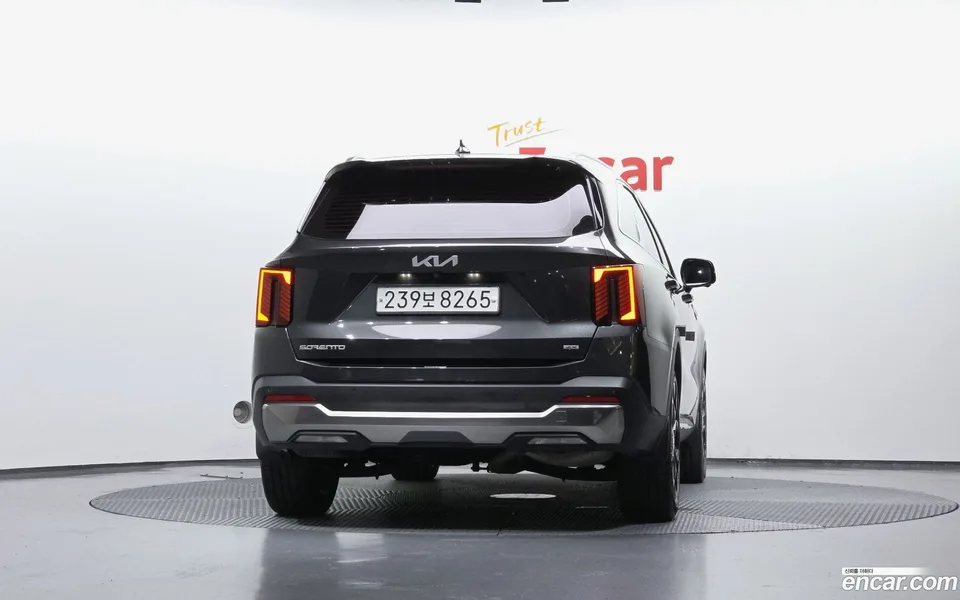 Kia Sorento 2.2 4WD 2023 — thumbnail 4