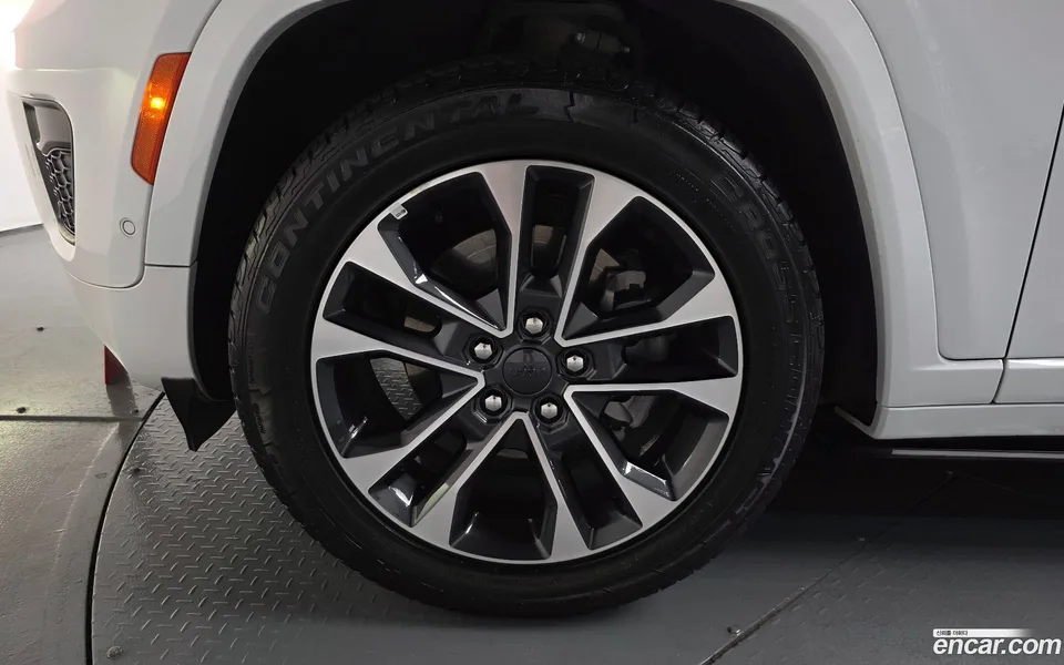 Jeep Grand Cherokee L 3.6 2022 — thumbnail 5
