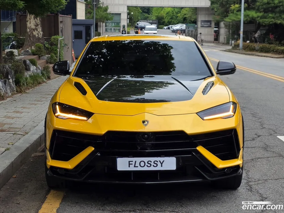 Lamborghini Urus 4.0 V8 2024 — thumbnail 3