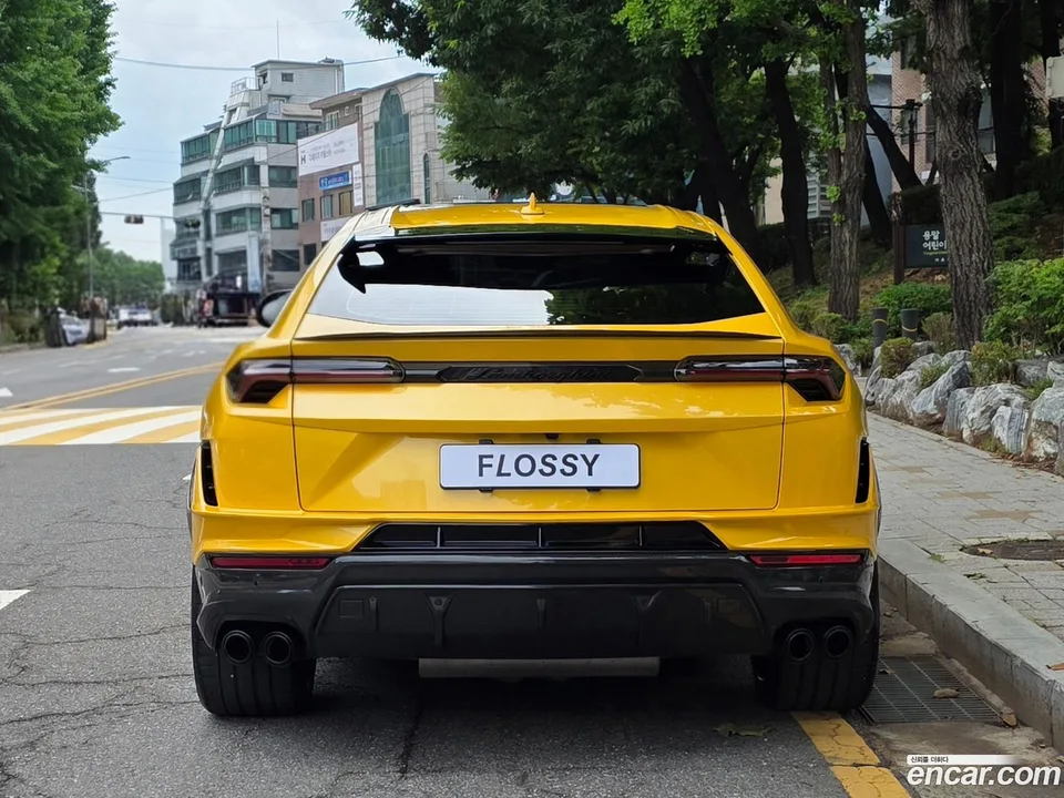 Lamborghini Urus 4.0 V8 2024 — thumbnail 4