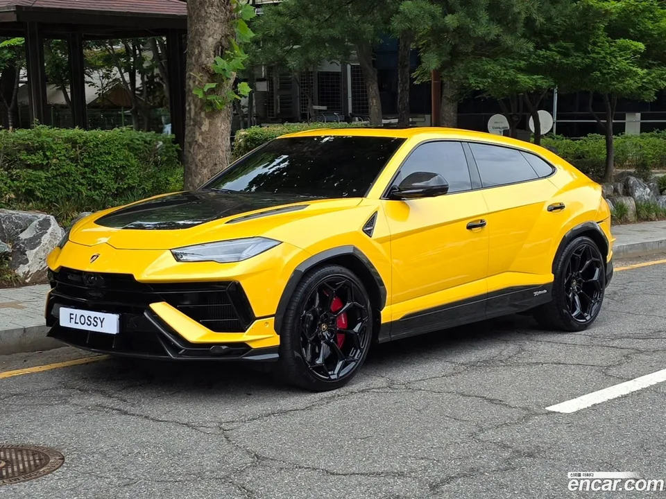 Lamborghini Urus 4.0 V8 2024 — photo 1, buy with delivery to Moscow