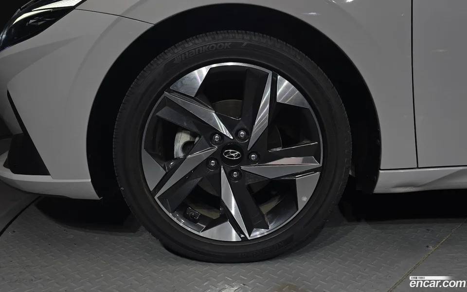 Hyundai Avante 1.6 2022 — thumbnail 2