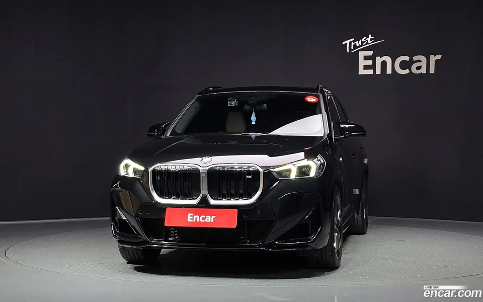 BMW X1 M35i xDrive 2025 — миниатюра 3