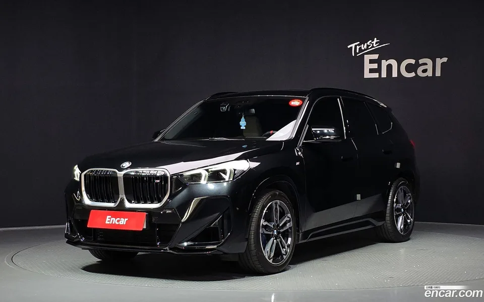 BMW X1 M35i xDrive 2025 — фото 1, купить с доставкой в Москву