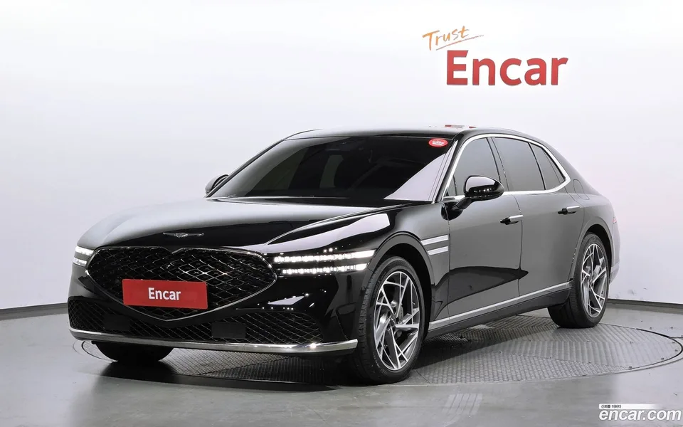 Genesis G90 3.5 AWD 2022 — photo 1, buy with delivery to Moscow