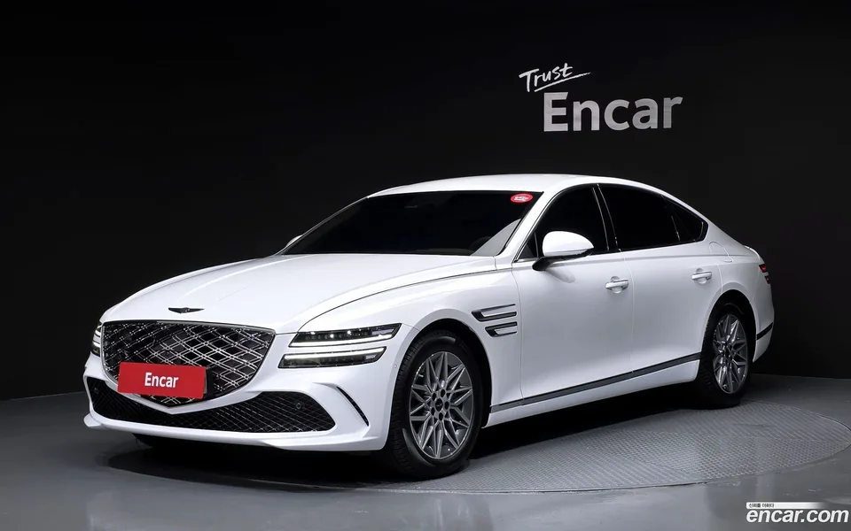Genesis G80 2.5 2WD 2026 — photo 1, buy with delivery to Moscow