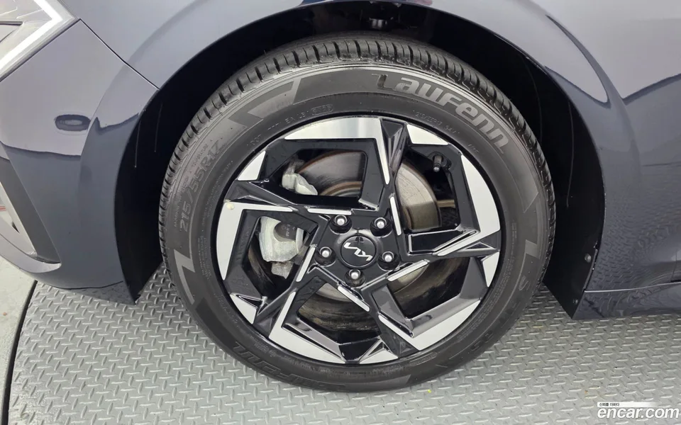 Kia K5 2.0 LPi() 2024 — thumbnail 2