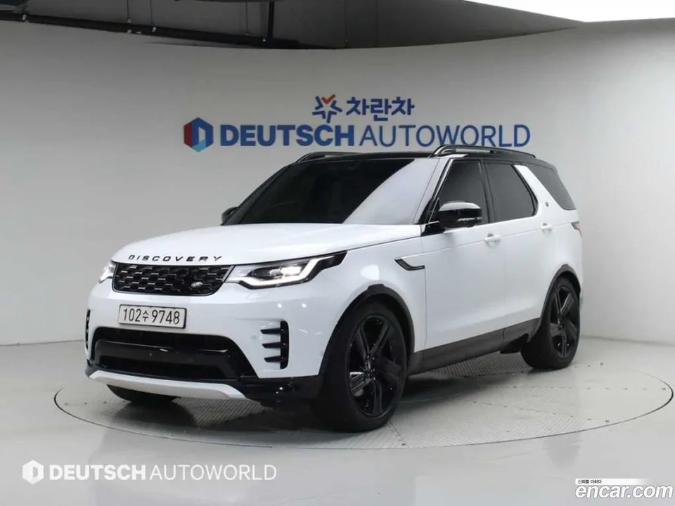 Land Rover Discovery P360 HSE 2024 — photo 1, buy with delivery to Moscow