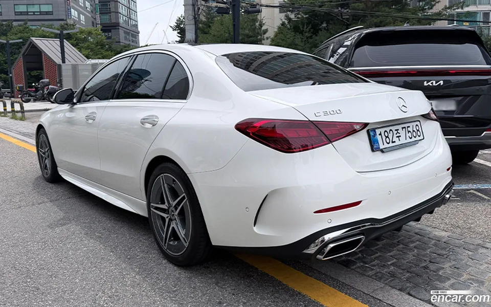 Mercedes-Benz C-Class C200 AMG Line 2026 — thumbnail 3