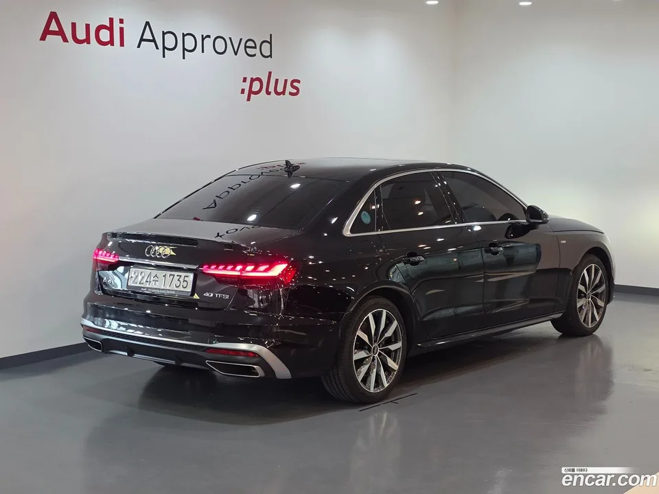 Audi A4 40 TFSI 2023 — thumbnail 3