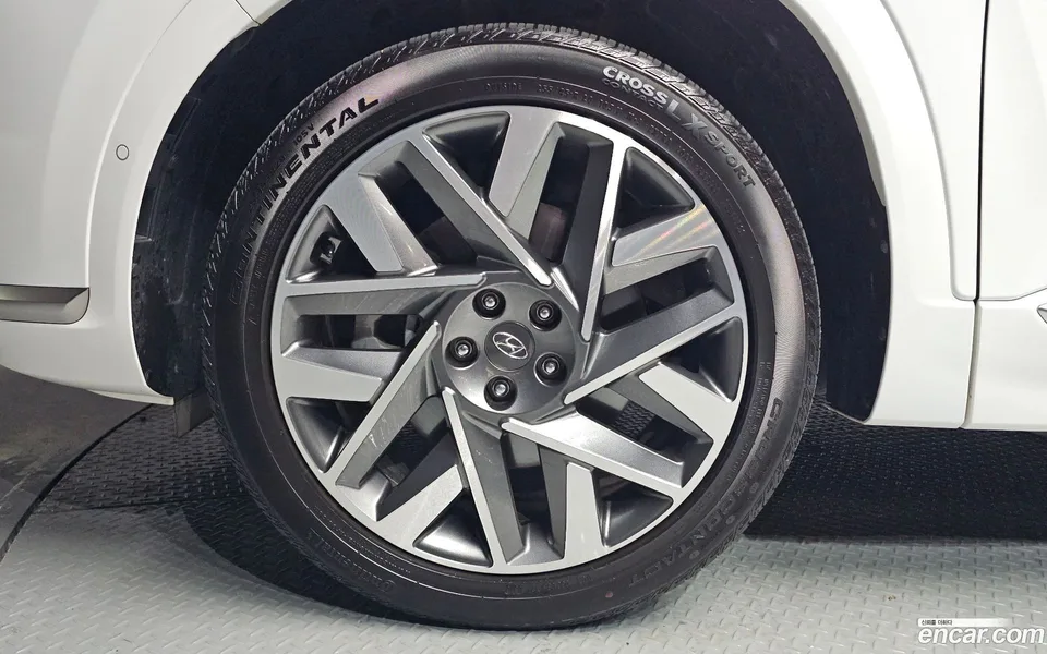 Hyundai SantaFe 2.5T 2WD 2023 — thumbnail 5
