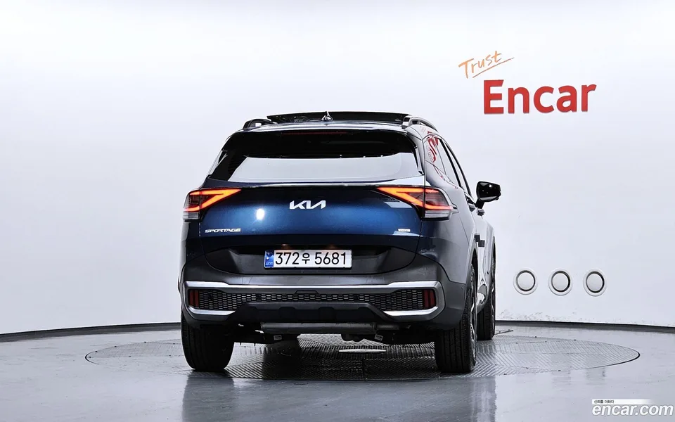 Kia Sportage Hybrid 2WD 2024 — thumbnail 4
