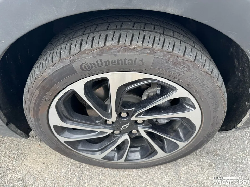 Chevrolet Bolt EUV 2023 — thumbnail 2