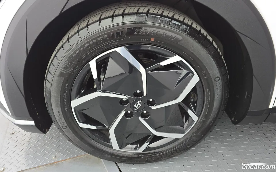 Hyundai Ioniq 5 2024 — thumbnail 5