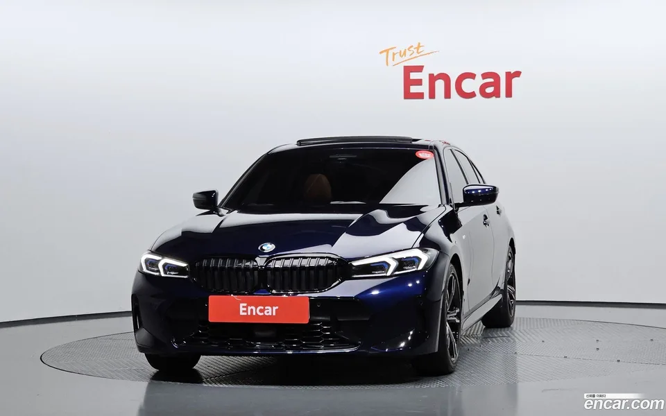 BMW 3 Series 320i M 2025 — thumbnail 3