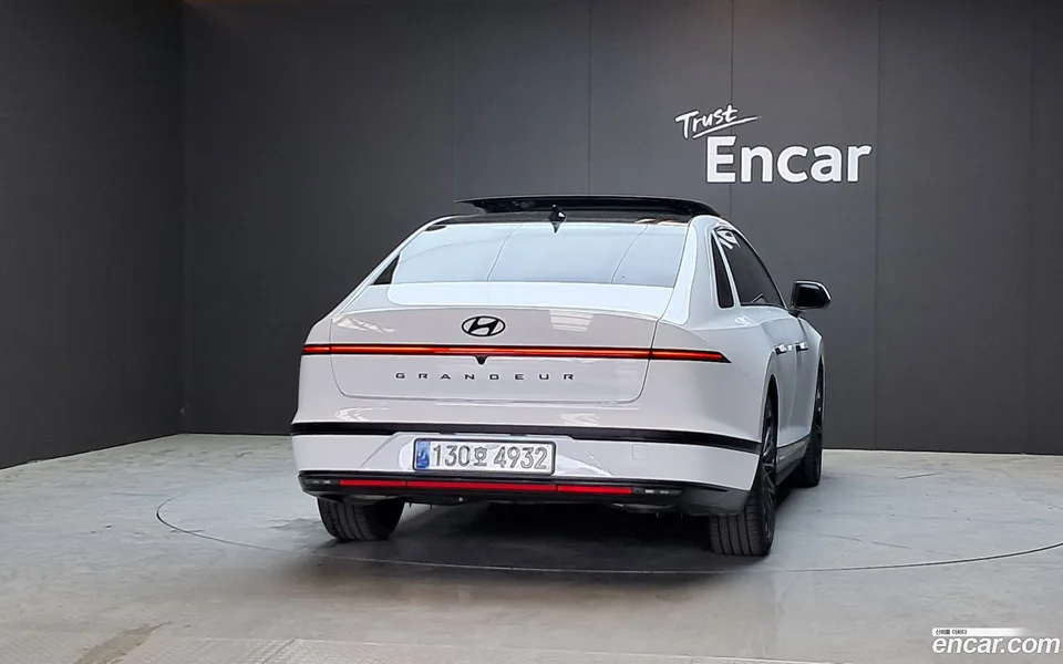 Hyundai Grandeur 3.5 4WD 2023 — thumbnail 4