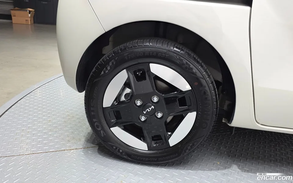 Kia Ray EV 2024 — thumbnail 5