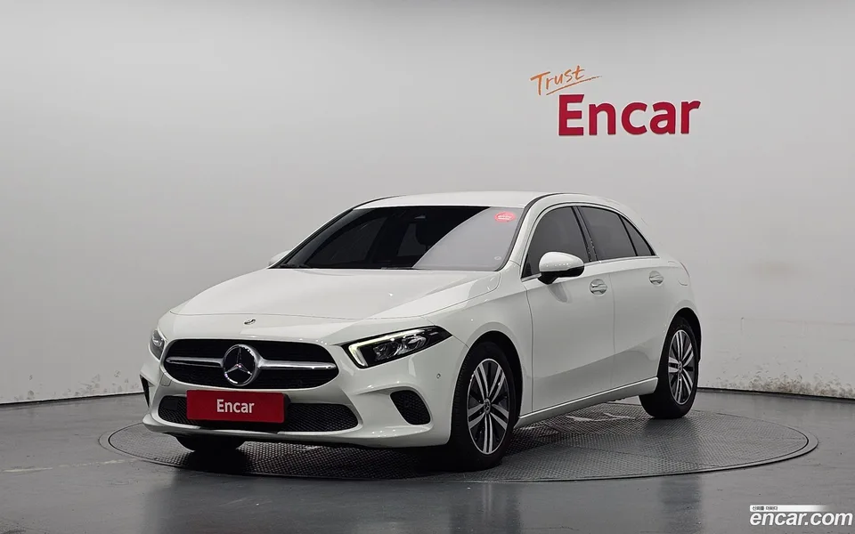 Mercedes-Benz A-Class A220 2022 — photo 1, buy with delivery to Moscow