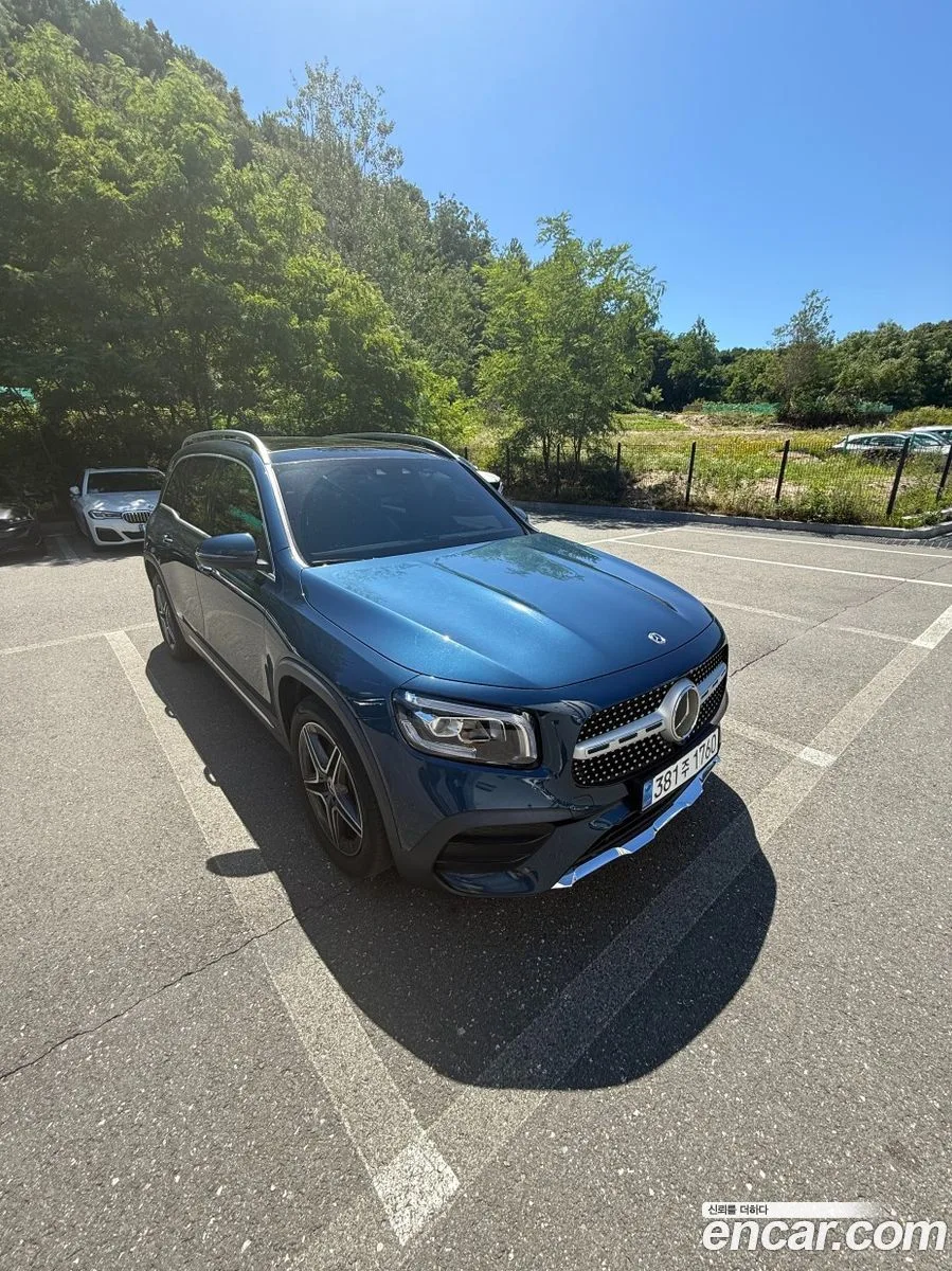 Mercedes-Benz GLB-Class GLB250 4MATIC 2023 — thumbnail 3