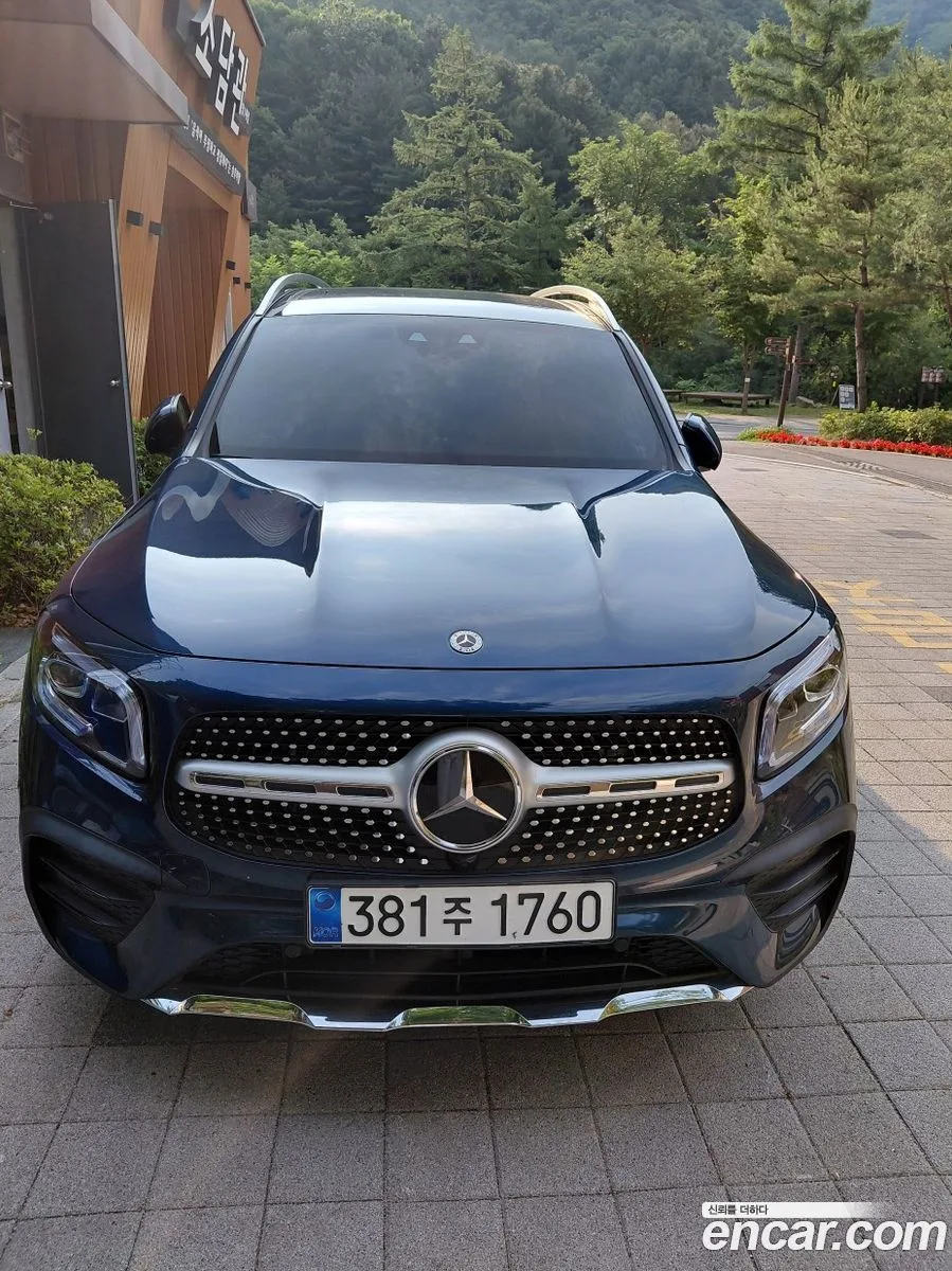 Mercedes-Benz GLB-Class GLB250 4MATIC 2023 — photo 1, buy with delivery to Moscow