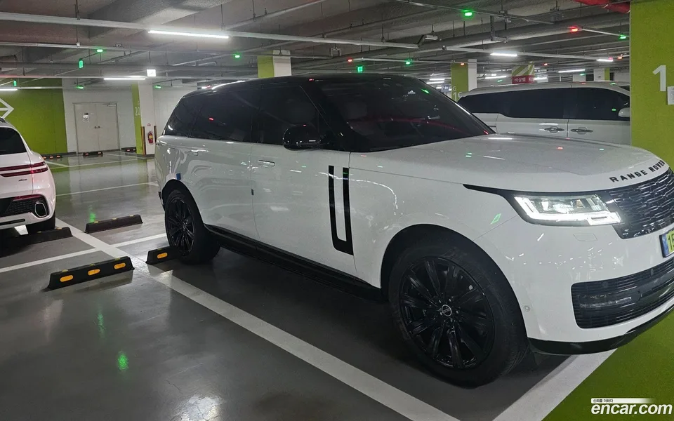 Land Rover Range Rover P530 AB LWB 2023 — thumbnail 3