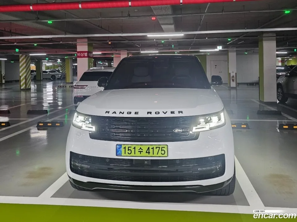 Land Rover Range Rover P530 AB LWB 2023 — photo 1, buy with delivery to Moscow
