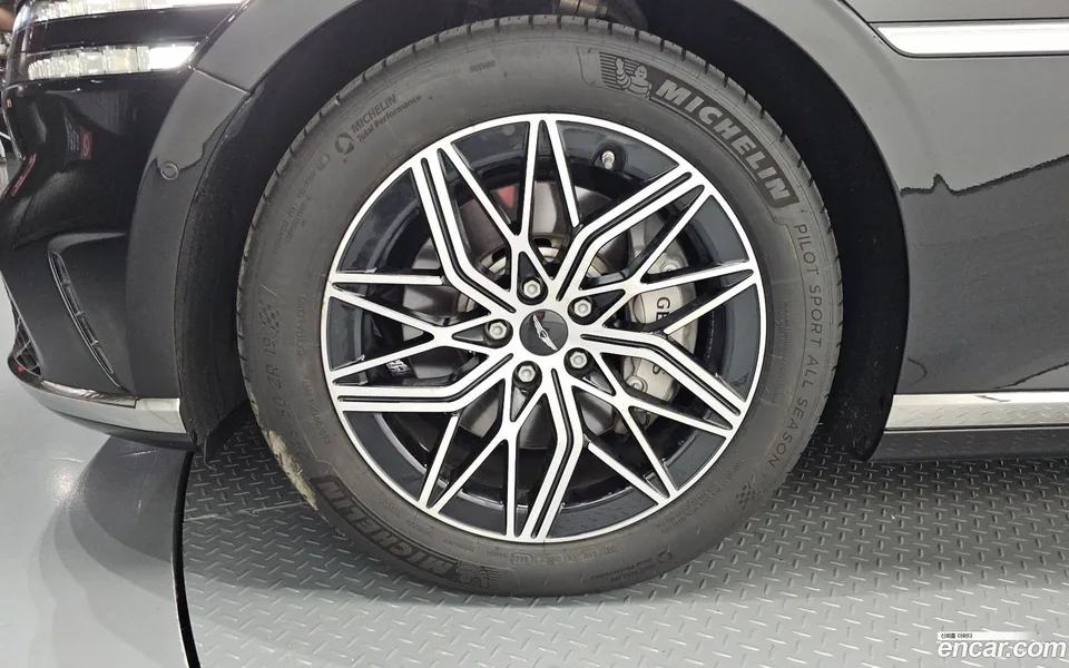 Genesis G90 3.5 AWD 2022 — thumbnail 2