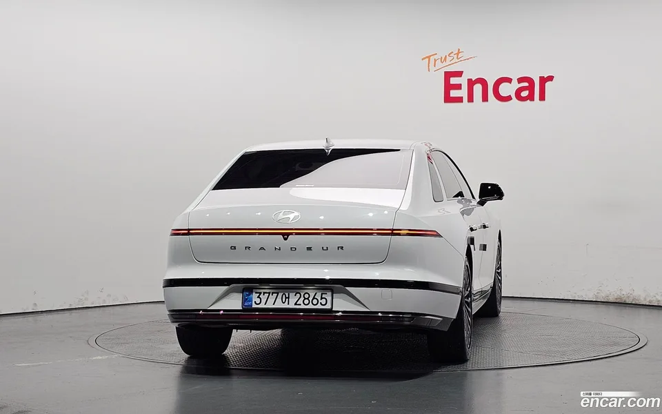 Hyundai Grandeur 2.5 2WD 2023 — thumbnail 4
