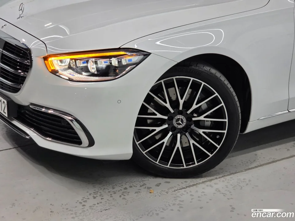 Mercedes-Benz S-Class S450L 4MATIC 2024 — thumbnail 3