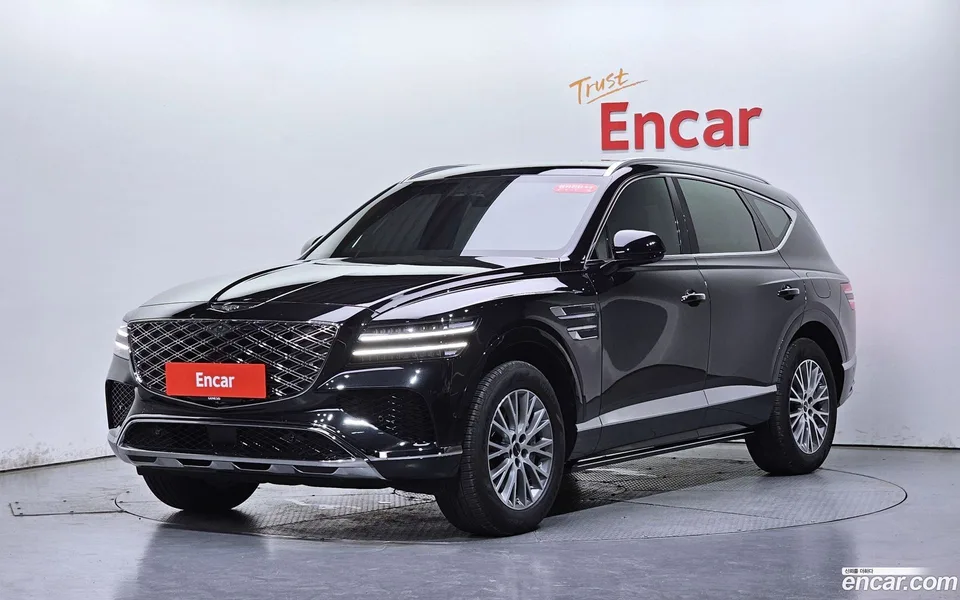 Genesis GV80 2.5T 2WD 2024 — photo 1, buy with delivery to Moscow