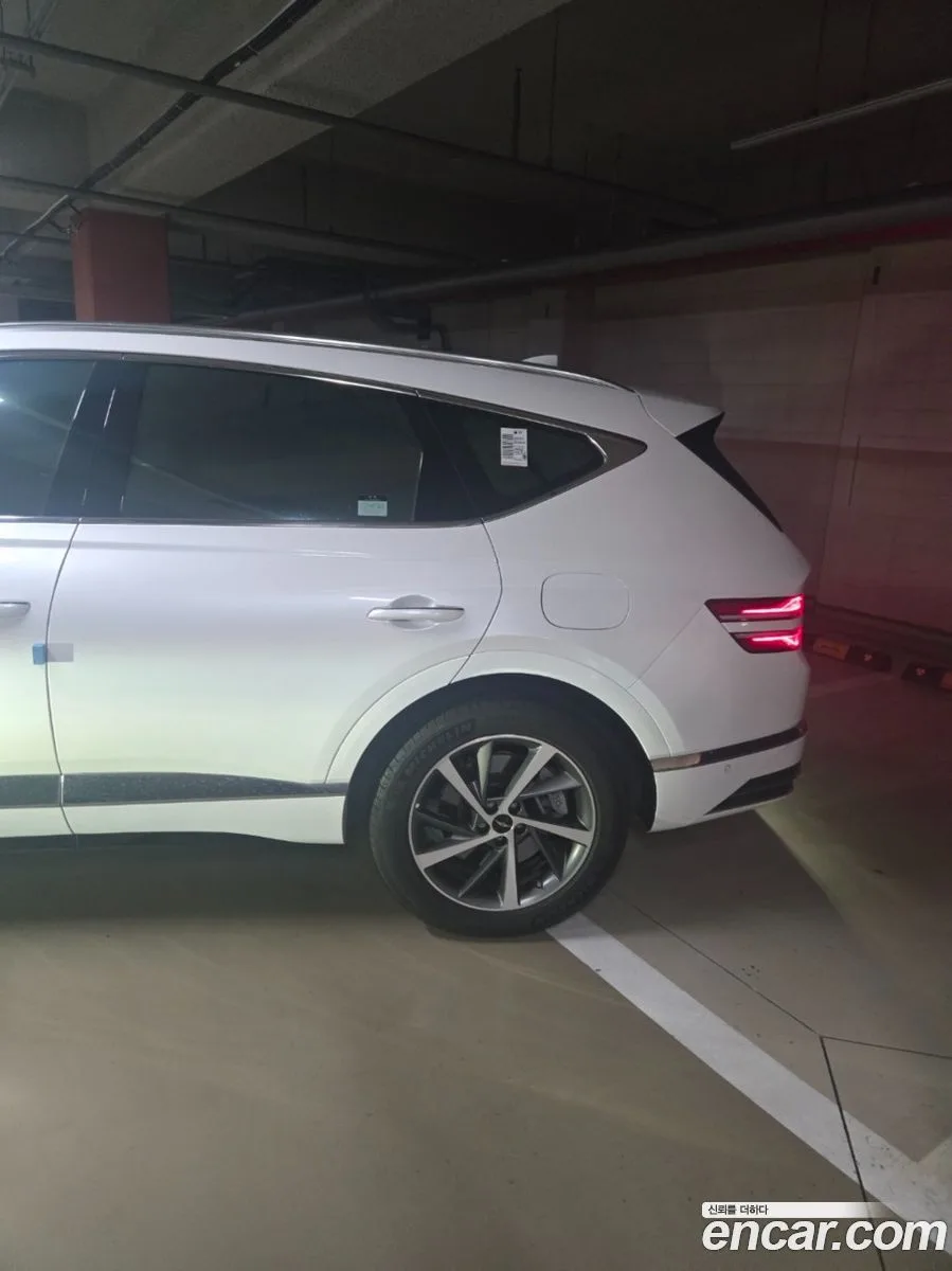 Genesis GV80 2.5T 2WD 2025 — thumbnail 2