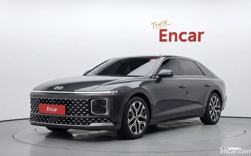 Hyundai Grandeur 2.5 2WD 2023 — photo 1, buy with delivery to Moscow