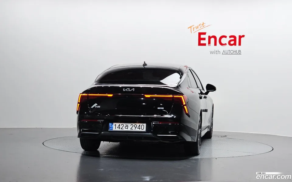 Kia K5 Hybrid 2024 — thumbnail 4
