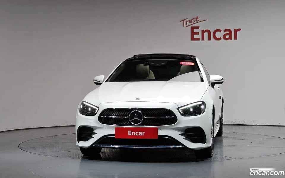 Mercedes-Benz E-Class E450 4MATIC 2023 — thumbnail 3