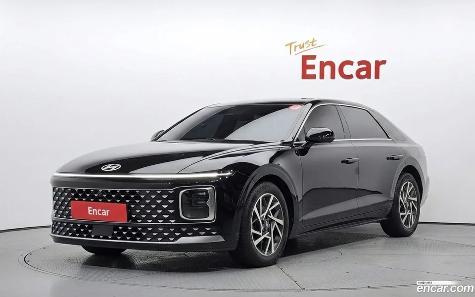 Hyundai Grandeur 2.5 2WD 2023 — фото 1, купить с доставкой в Москву