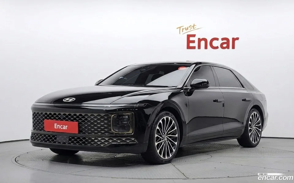 Hyundai Grandeur 2.5 2WD 2023 — photo 1, buy with delivery to Moscow