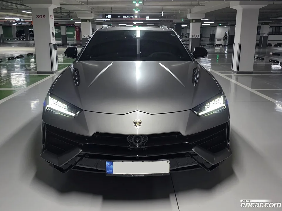 Lamborghini Urus 4.0 V8 S 2023 — thumbnail 3