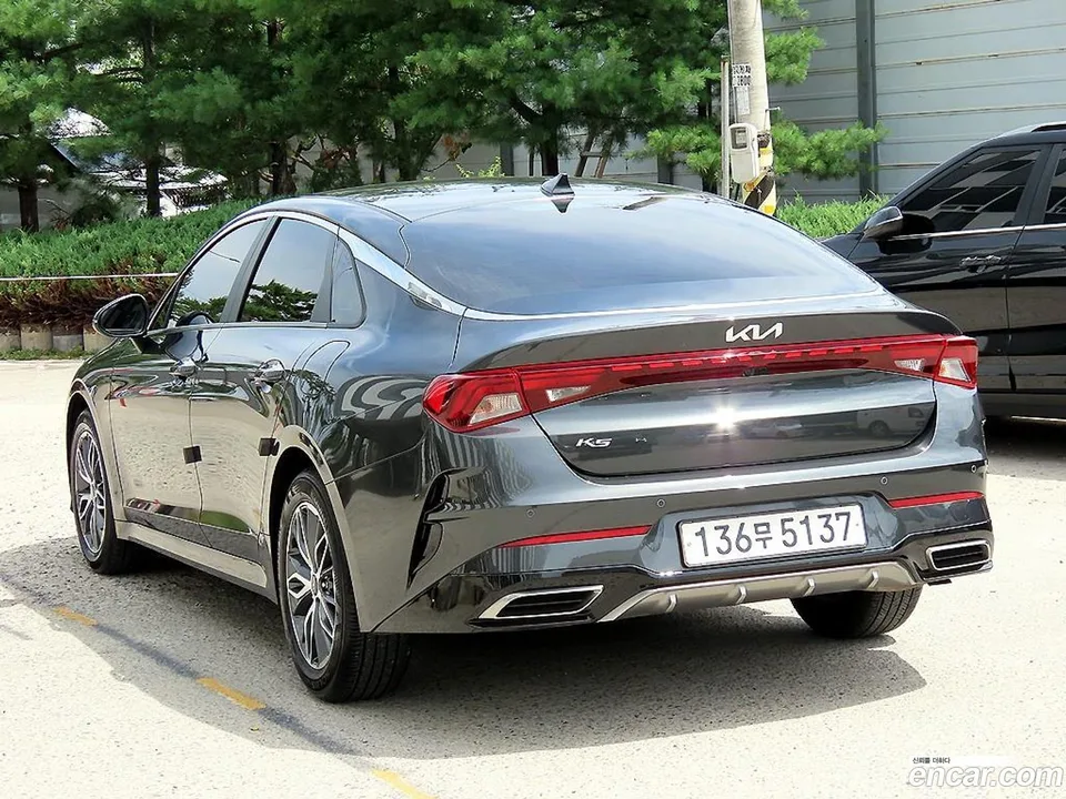 Kia K5 2.0 2022 — thumbnail 3